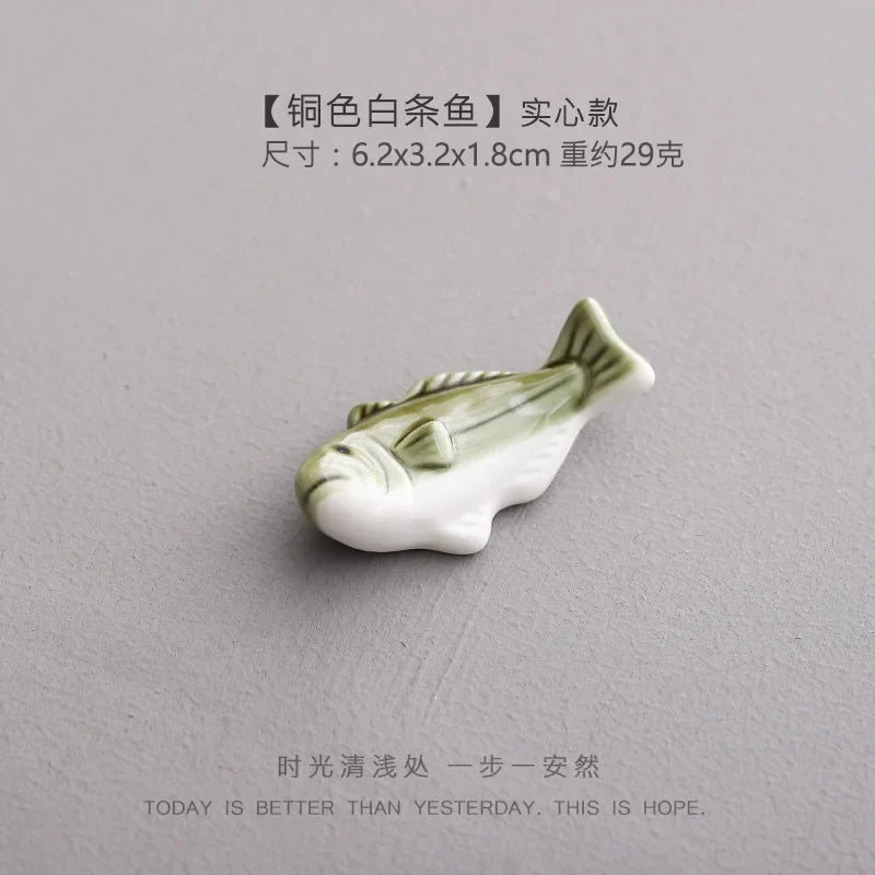 Cute Ceramic Fish Shape Chopsticks Holders Chopstick Stand Shelf Cartoon Animals Spoons Fork Rack Ceramic Rest Kitchen Utensil
