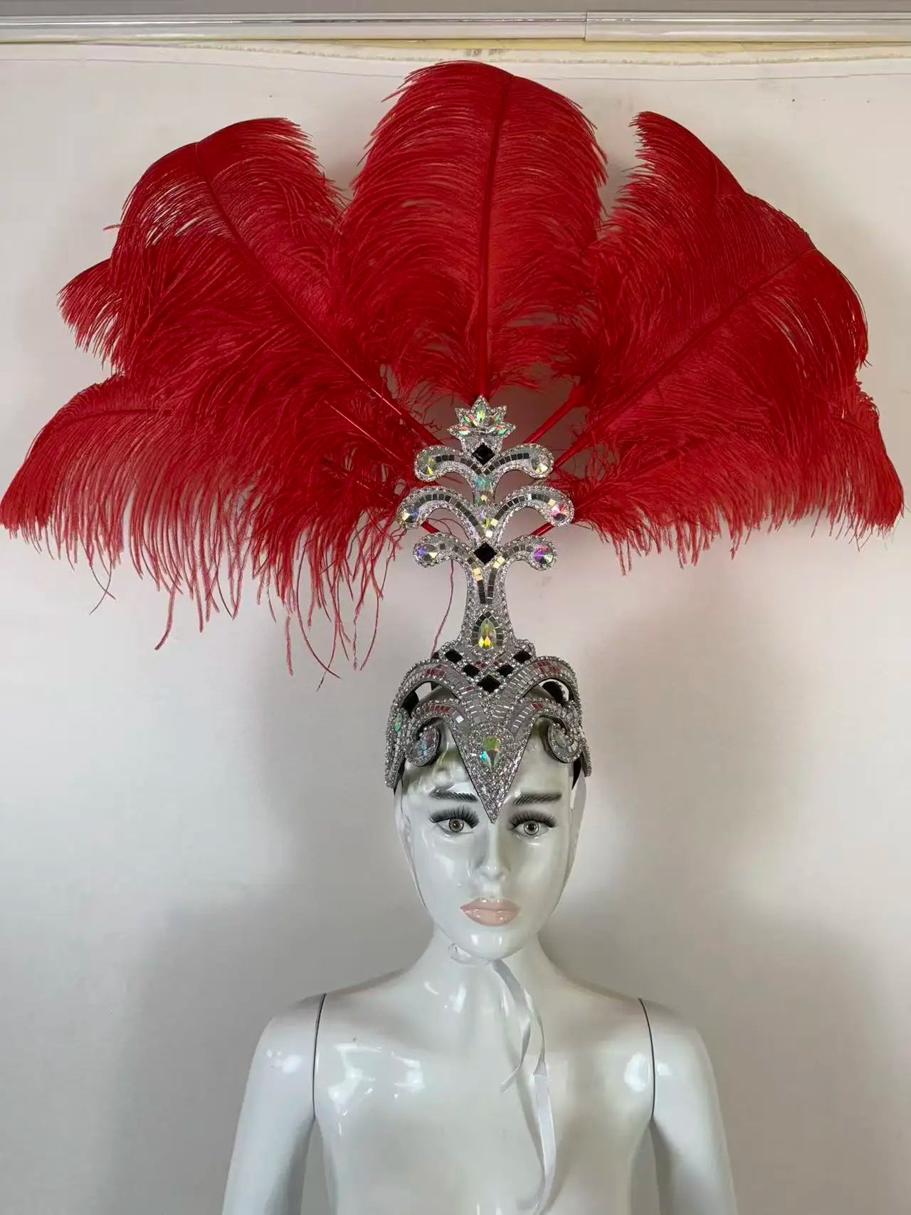 The Stardust Samba Queen – Premium Feathers & Rhinestones Carnival Headdress