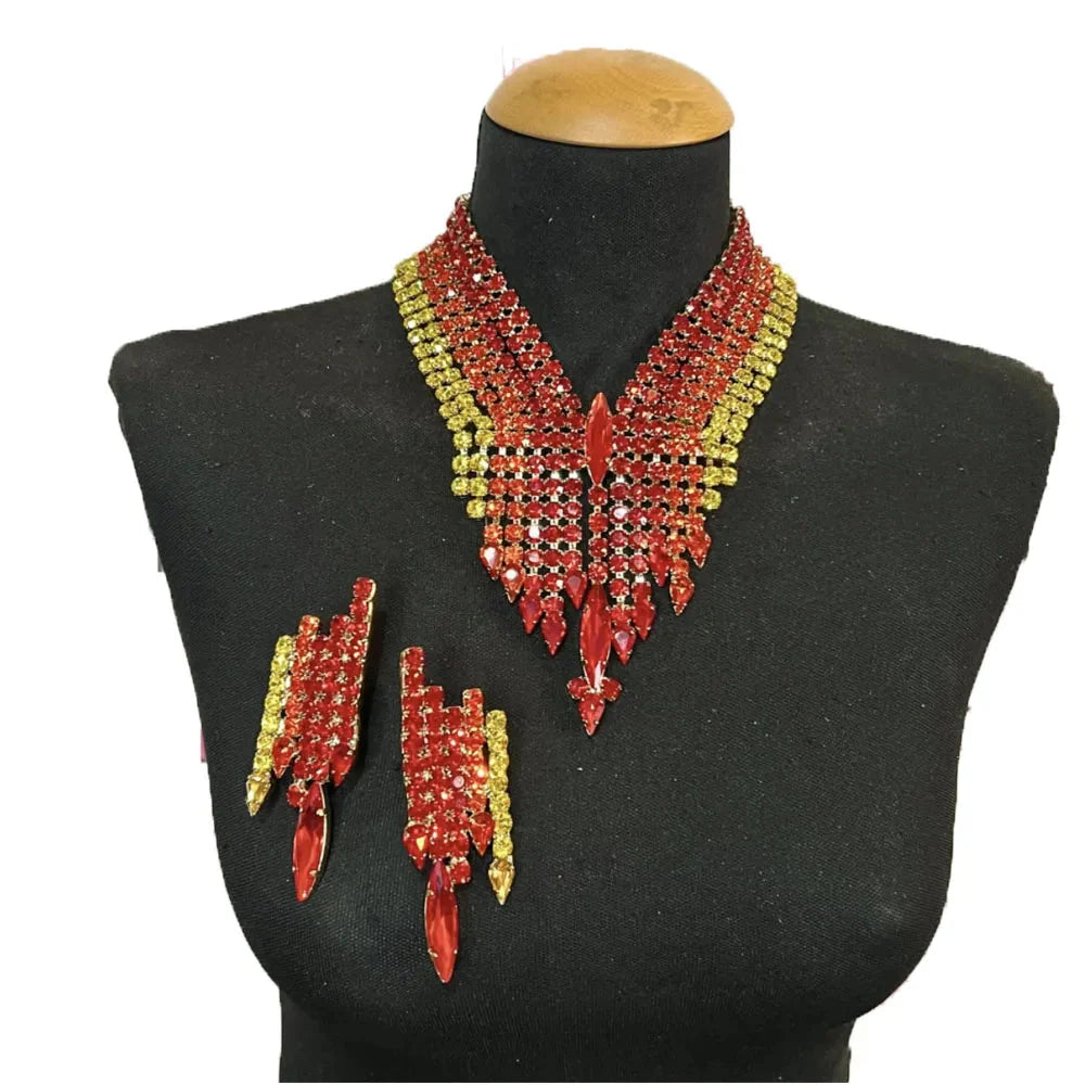Rhinestone V-Neck Chain Crystal Drop
