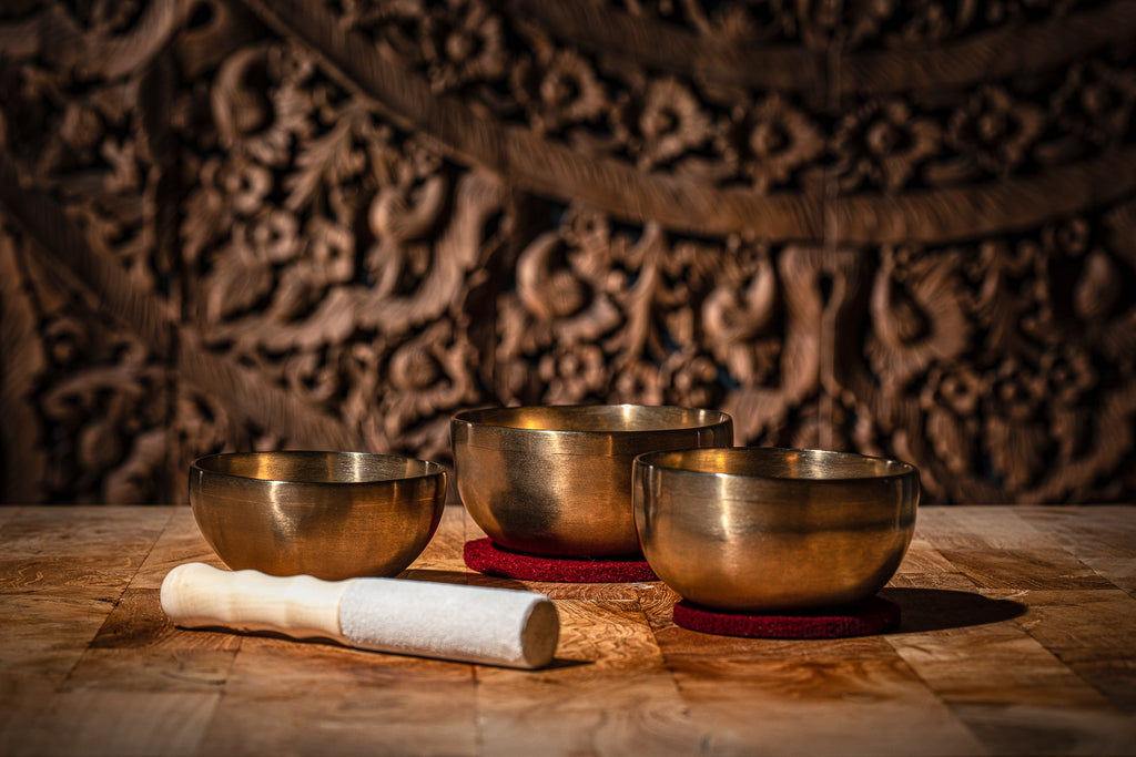 3-Piece Universal Series Singing Bowl Set, 400/500/600g | | Wiccan Center