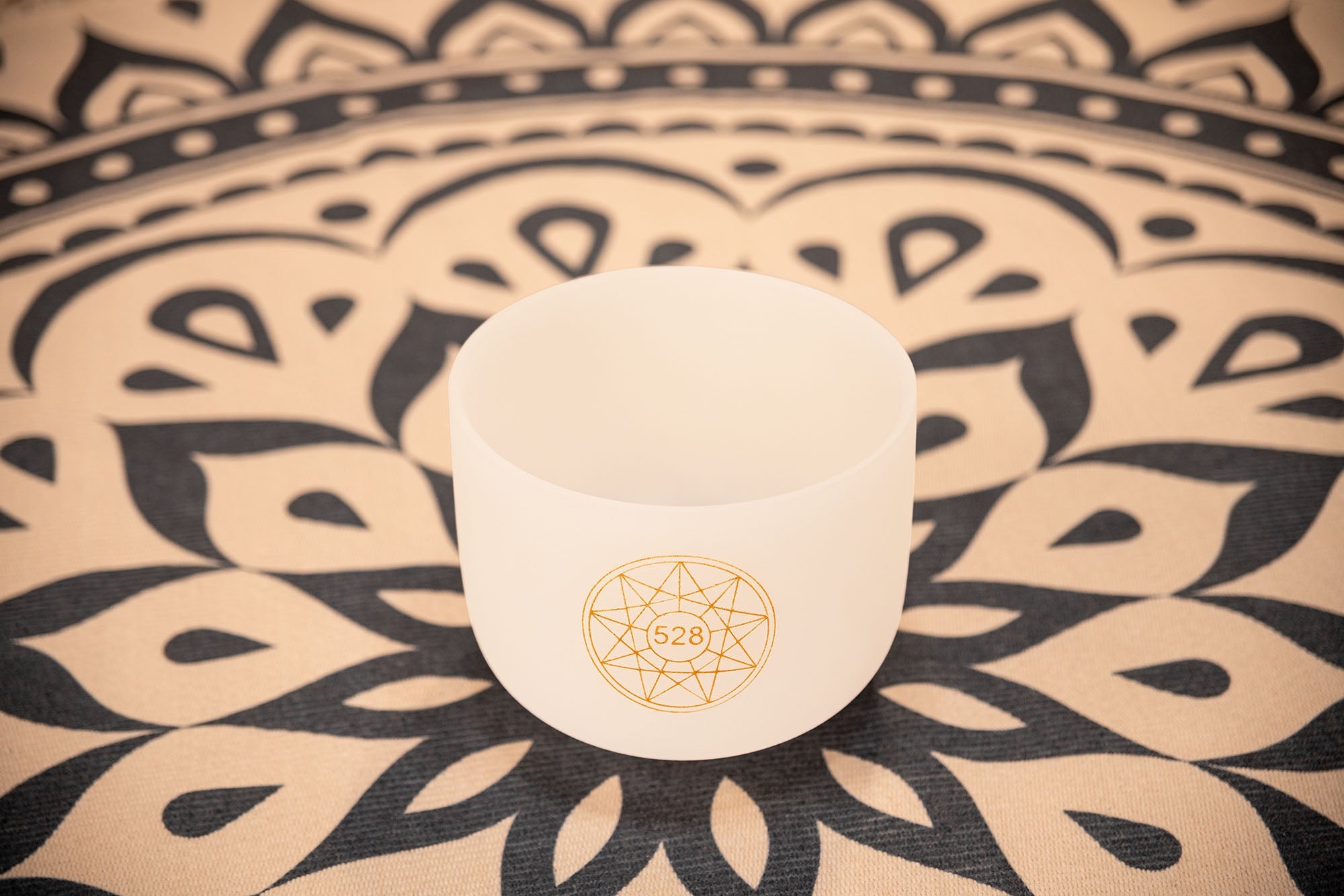8" Solfeggio Crystal Singing Bowl, Mi 528 Hz, Note C5 | | Wiccan Center