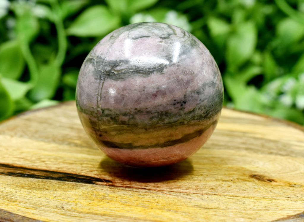 1Pc Rhodonite Sphere Crystal Ball Healing Sphere.