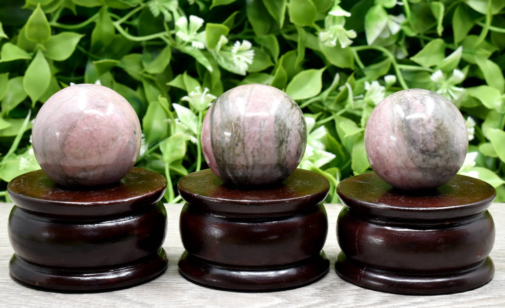 1Pc Rhodonite Sphere Crystal Ball Healing Sphere.
