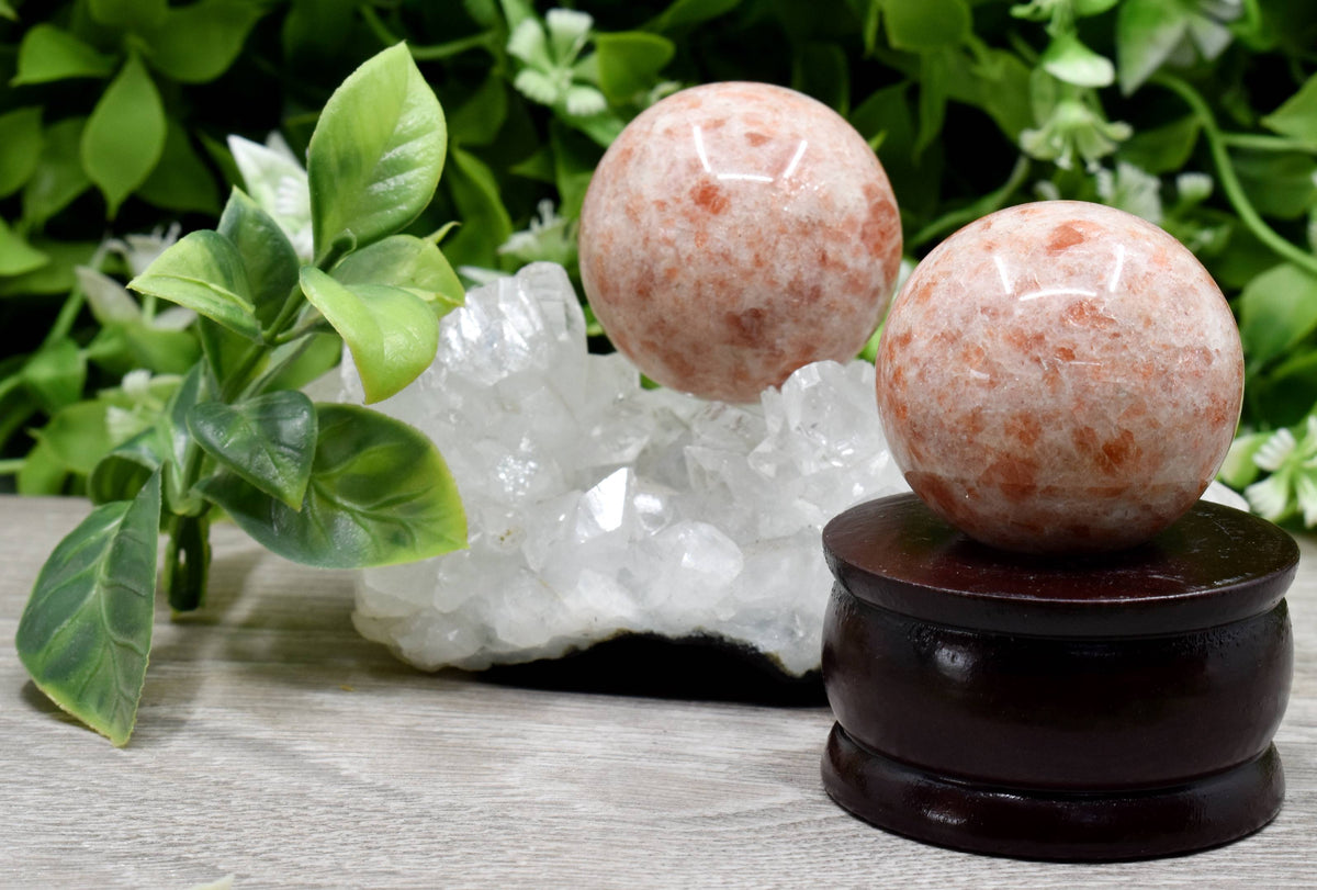 1Pc Sunstone Sphere Crystal Ball Healing Sphere.