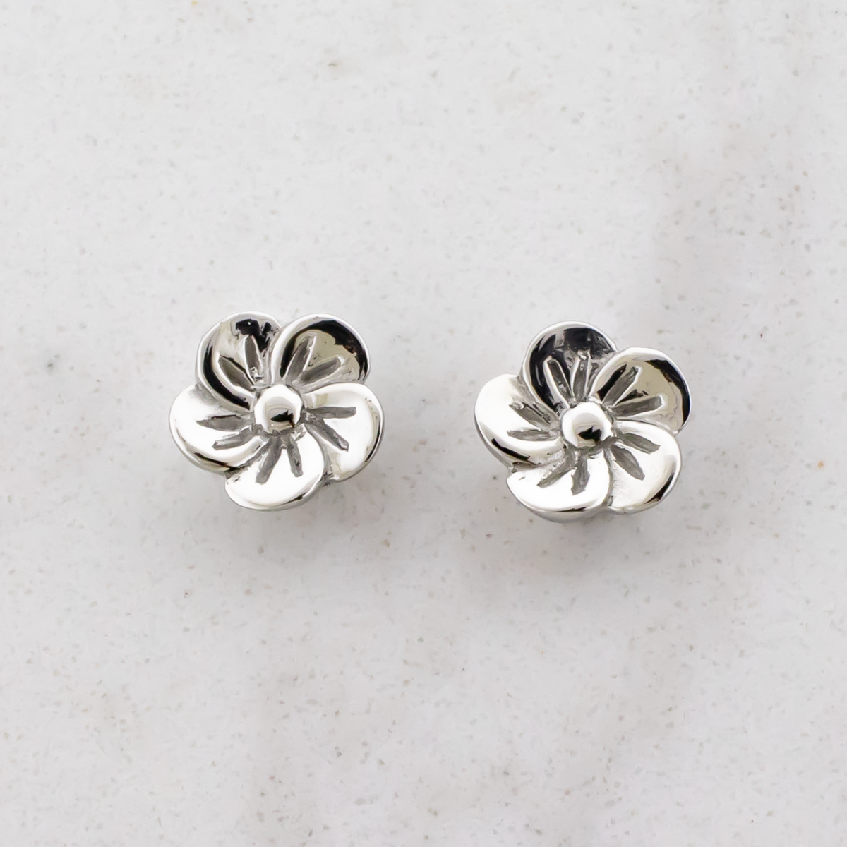 Steel Externally Threaded End - Blossom Flower 16G | Body Jewelry | Wiccan Center