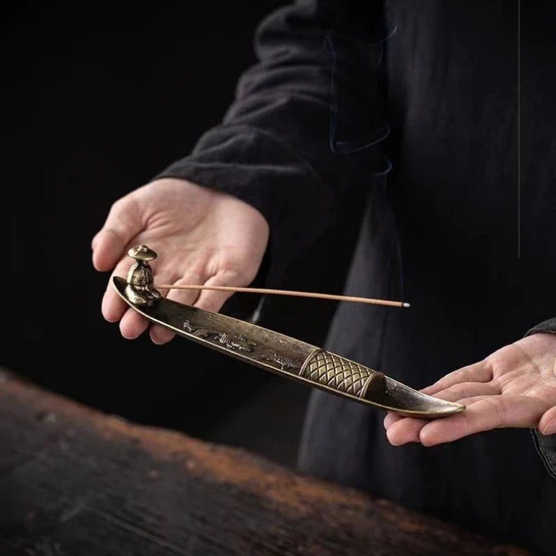 Japanese Style 21cm Zen Fishing Man Incense Burner Metal One Leaf Sandalwood Incense Sticks Holder Alloy Home Decor Ornaments