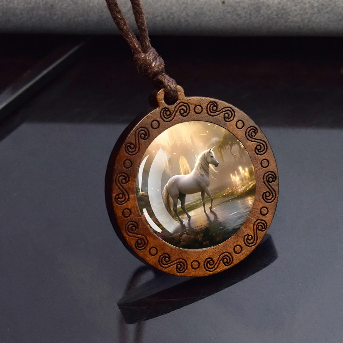 Horse Necklaces White Brown Horse Galloping Glass Dome Vintage Wooden Pendant Rope Chains Necklace Women Men Goth Jewelry Gift