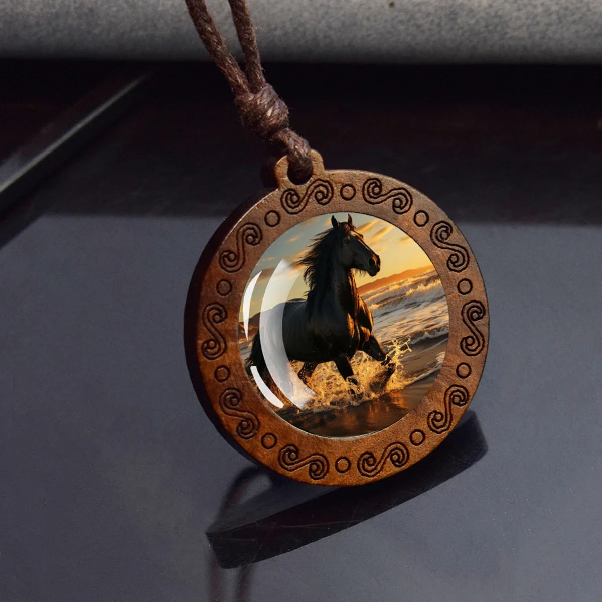 Horse Necklaces White Brown Horse Galloping Glass Dome Vintage Wooden Pendant Rope Chains Necklace Women Men Goth Jewelry Gift