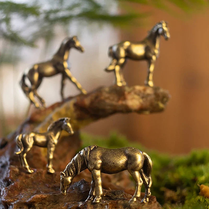 1pc Miniature Antique Brass Long Tail Horse Figurines Feng Shui Ornament Copper Zodiac Animal Mini Desktop Crafts Home Decor