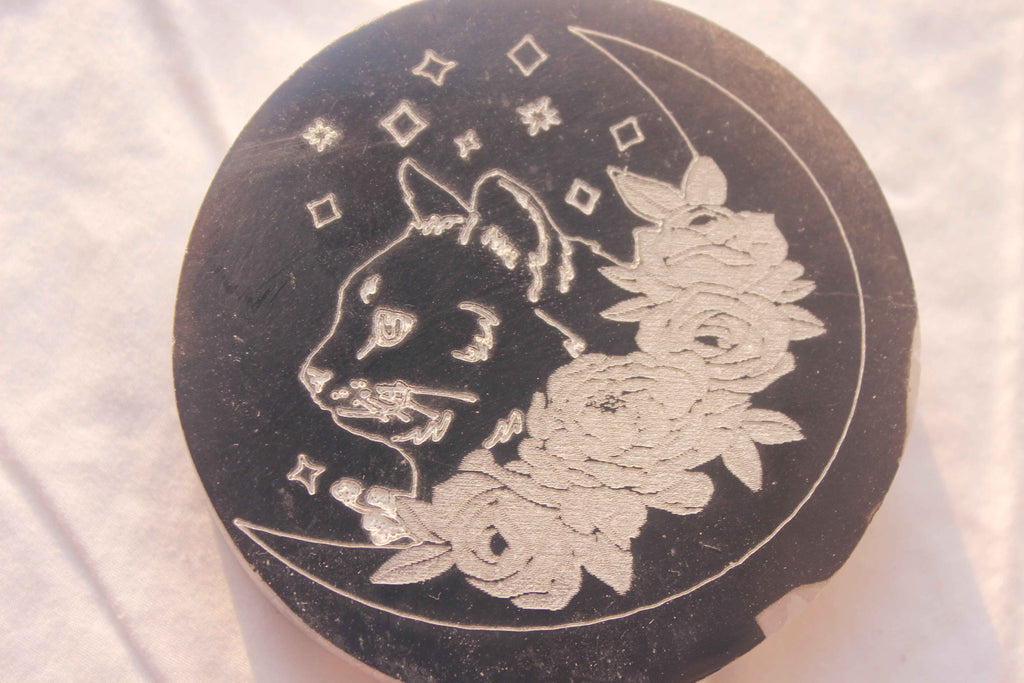 Selenite Cat Moon Plate – Crystal Cleansing & Celestial Altar Disc | | Wiccan Center