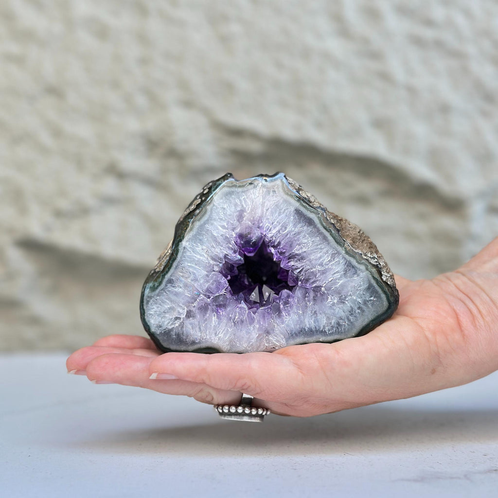 Semi precious stones, natural purple crystal | Amethyst Geodes | Wiccan Center