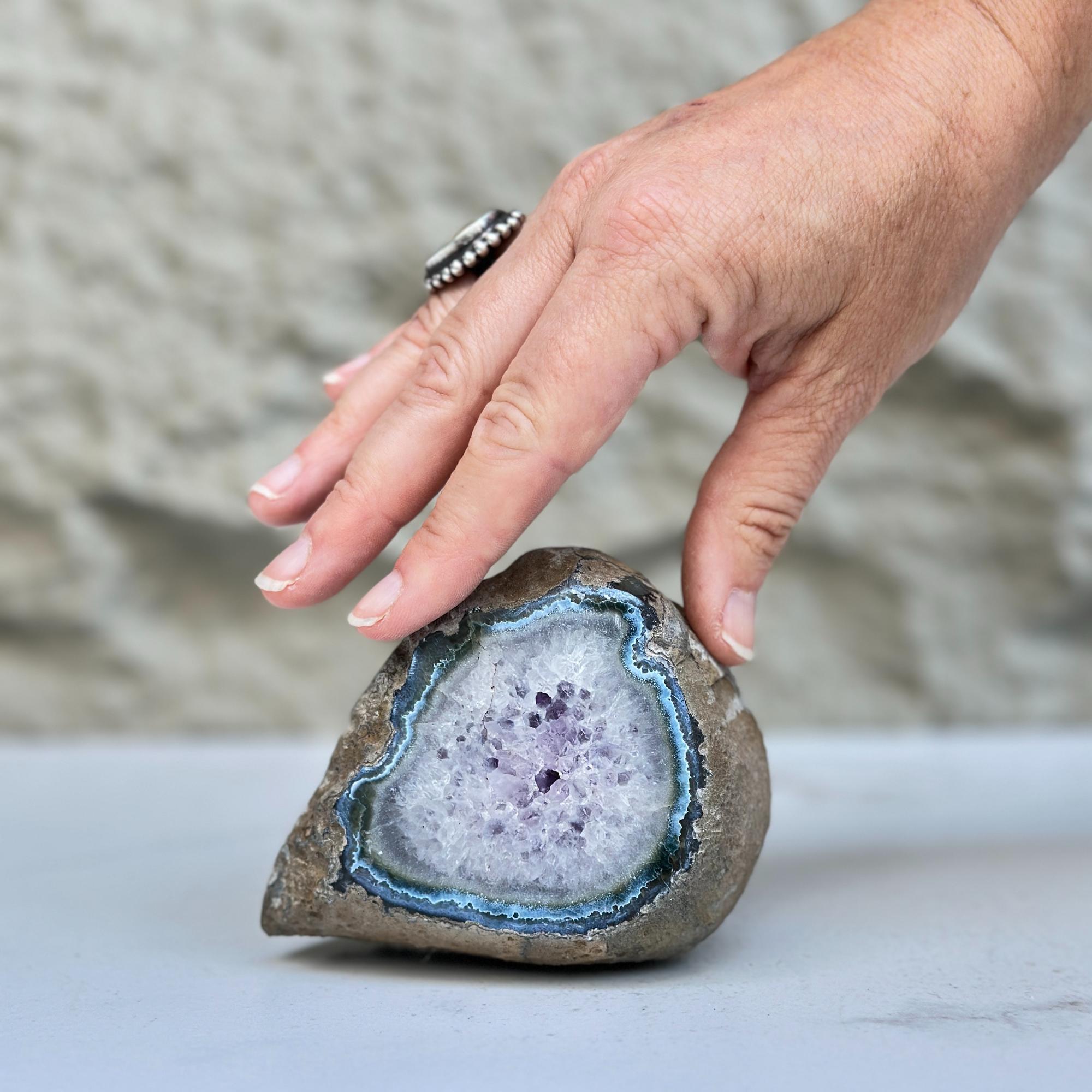 Semi precious stones, natural purple crystal | Amethyst Geodes | Wiccan Center
