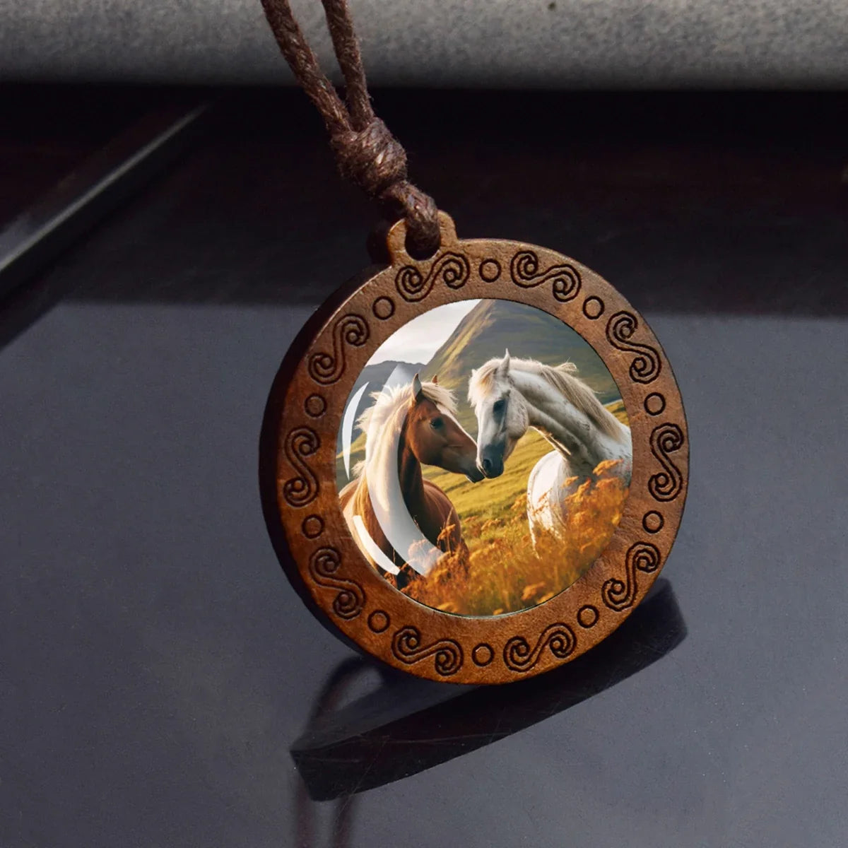 Horse Necklaces White Brown Horse Galloping Glass Dome Vintage Wooden Pendant Rope Chains Necklace Women Men Goth Jewelry Gift