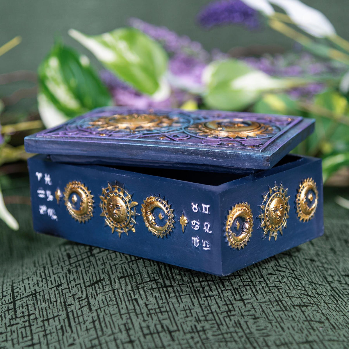 Sun & Moon Tarot Card Box | | Wiccan Center