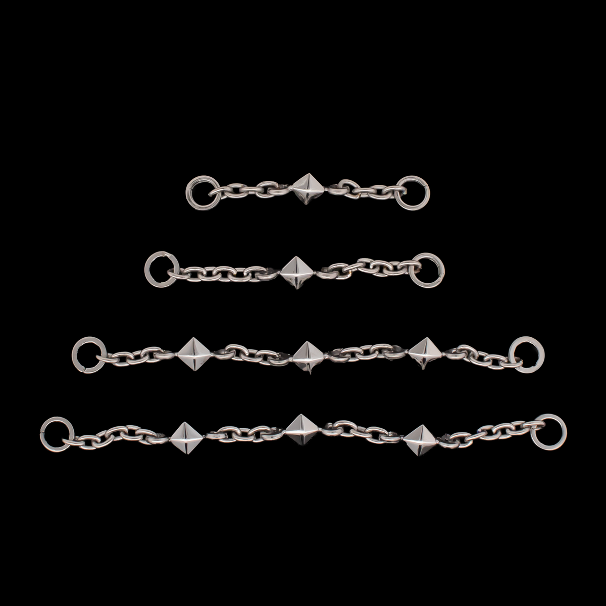 Manon - Pyramid Chain | Body Jewelry | Wiccan Center