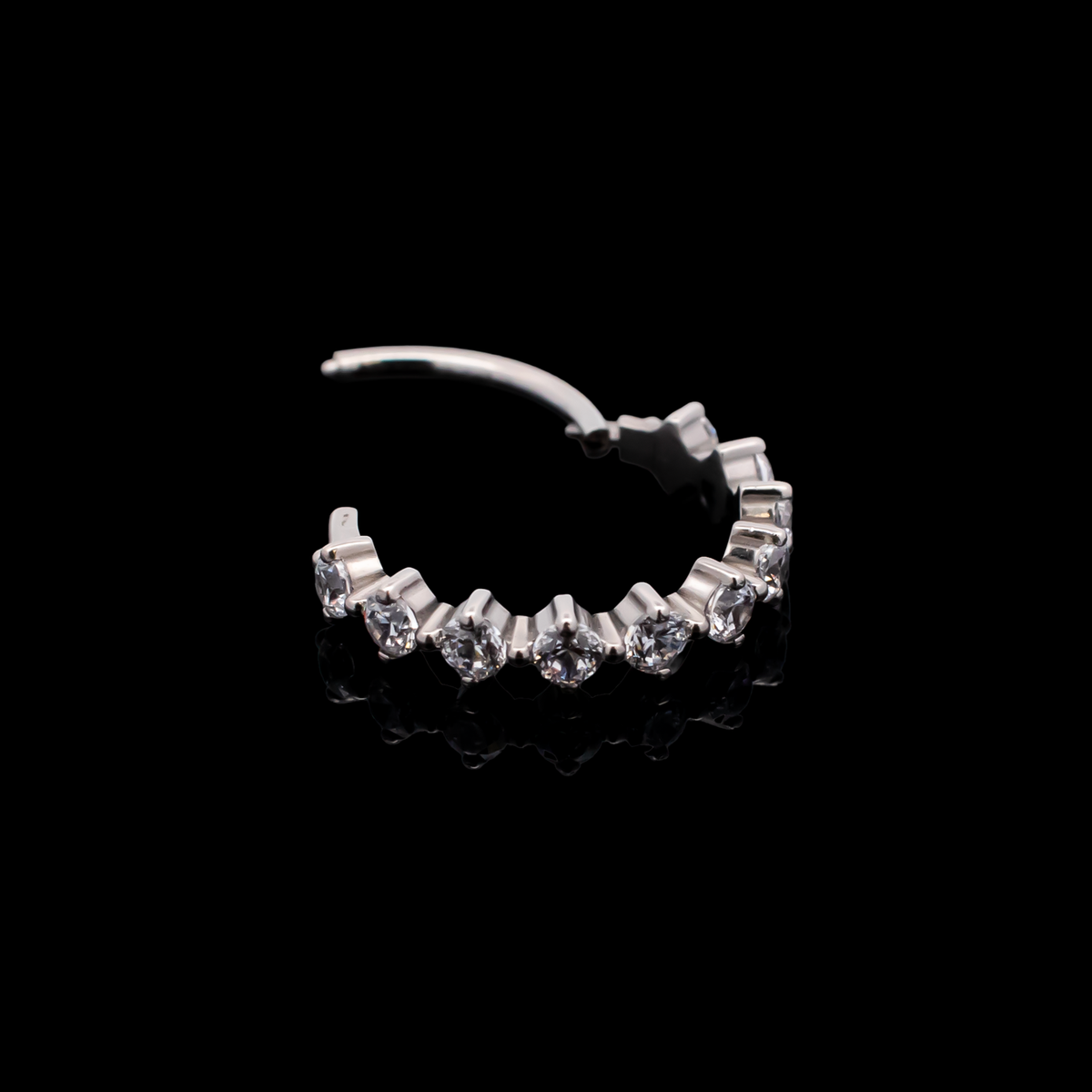 Vittoria - Hinged Ring | Body Jewelry | Wiccan Center
