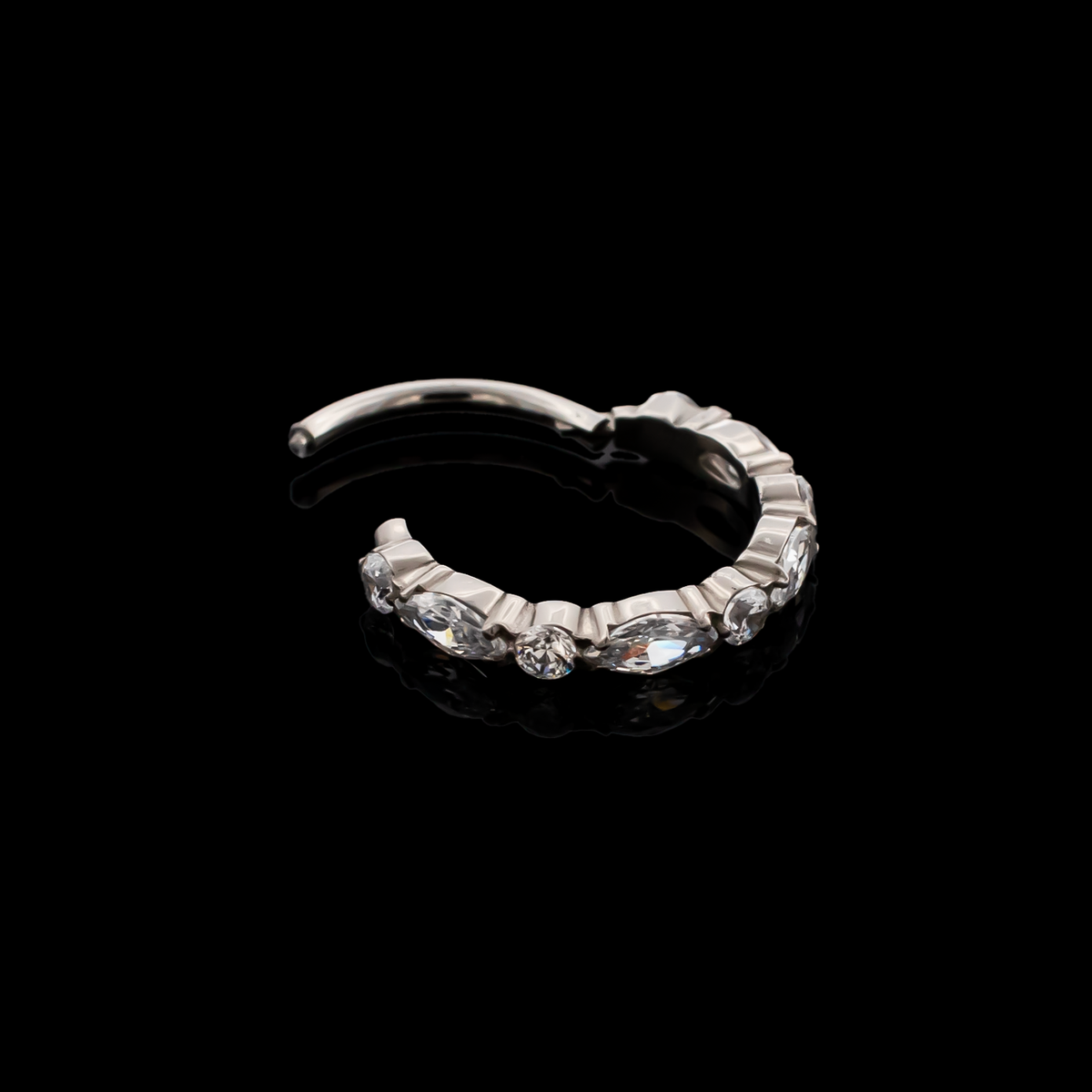 Arabella - Hinged Ring | Body Jewelry | Wiccan Center