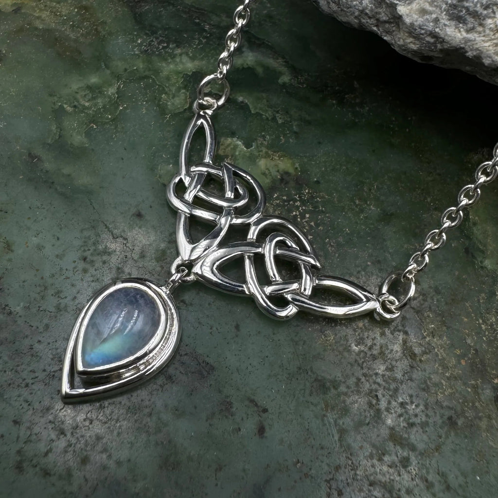 Celtic Knotwork Silver Necklace TN132