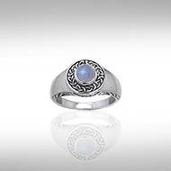 Celtic Claddagh Knotwork Ring TRI086 | Ring | Wiccan Center