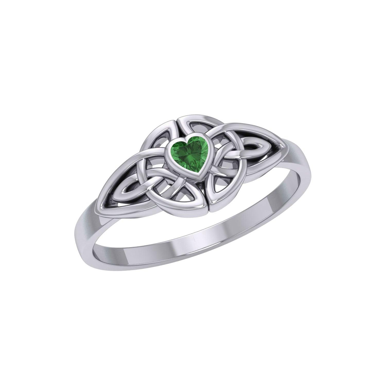 Celtic Knotwork Ring With Heart Gemstone TRI2310