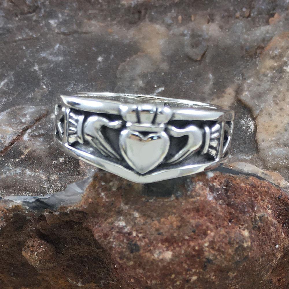 Celtic Claddagh Sterling Silver Ring TRI893