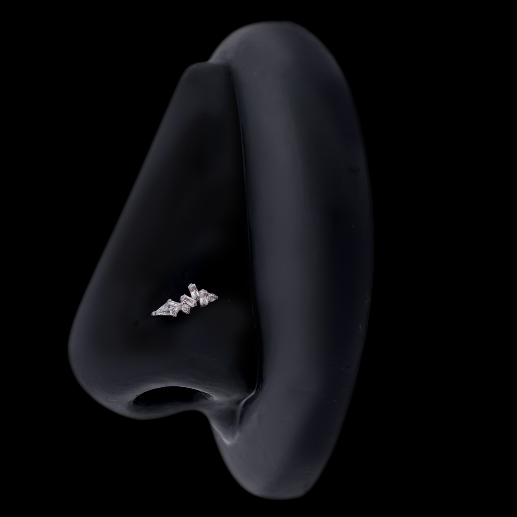 Emilia - Threadless End | Body Jewelry | Wiccan Center