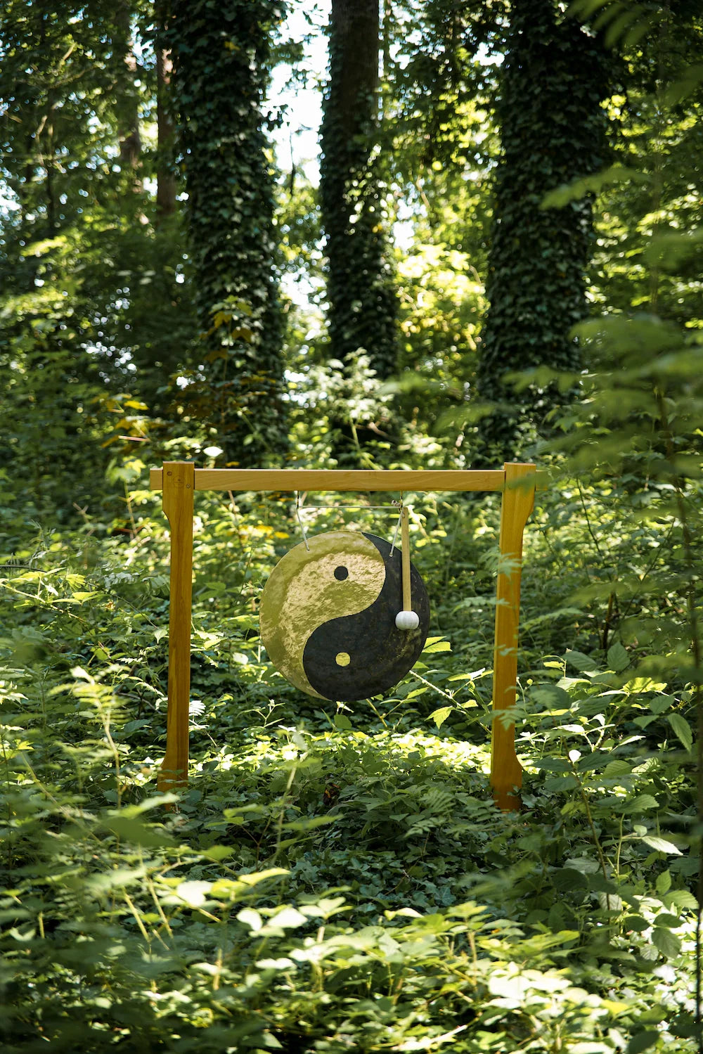 20" Wind Gong, Yin & Yang | | Wiccan Center