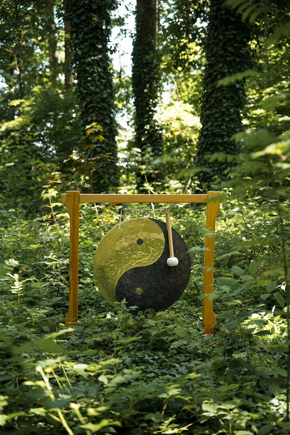 28" Wind Gong, Yin & Yang | | Wiccan Center