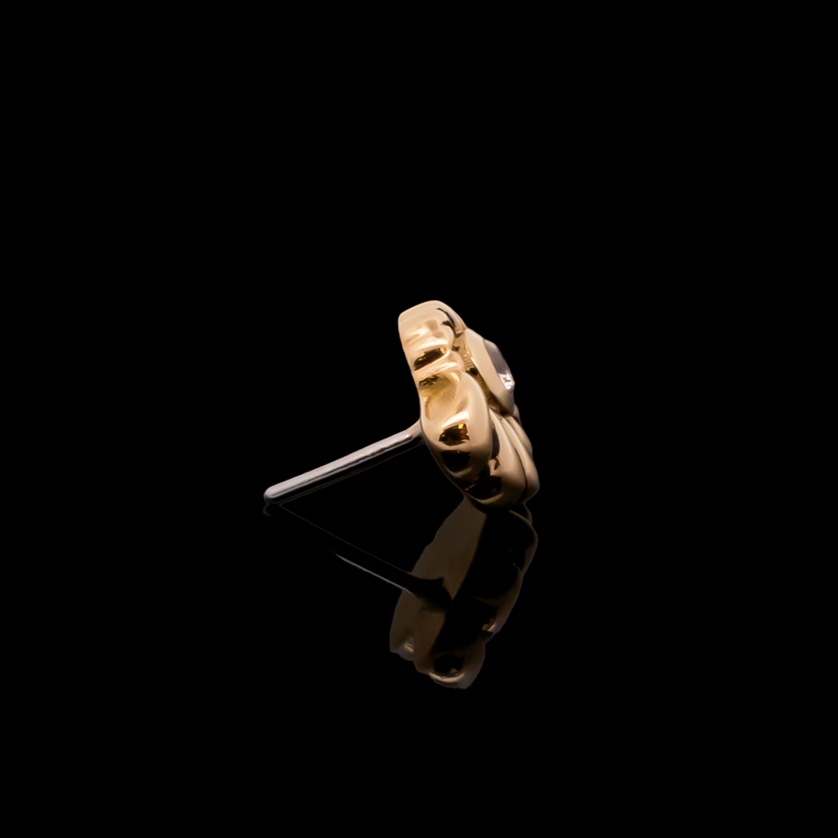 Riviera - 18kt Gold Threadless End | Body Jewelry | Wiccan Center