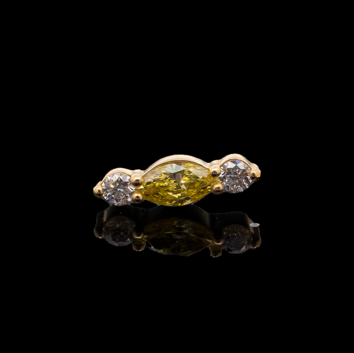 Brielle - 18kt Gold Threadless End | Body Jewelry | Wiccan Center