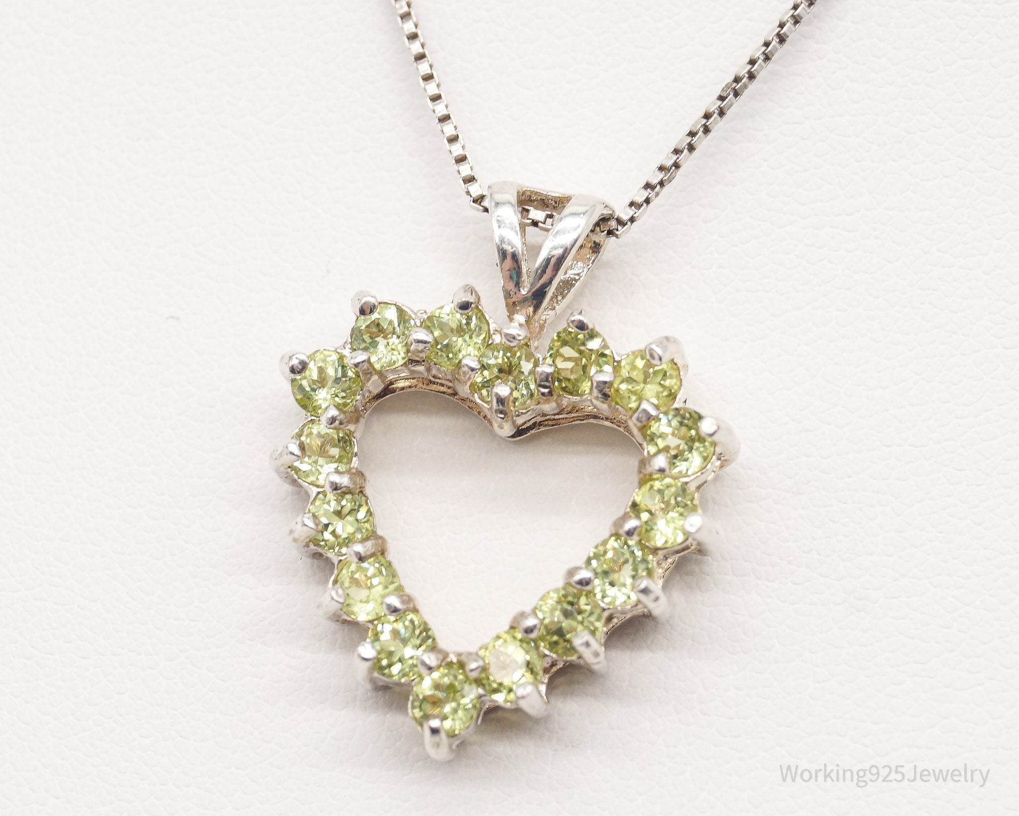 Vintage Designer DBJ Heart Peridot Sterling Silver Necklace | Jewelry > Necklaces > Pendants | Wiccan Center