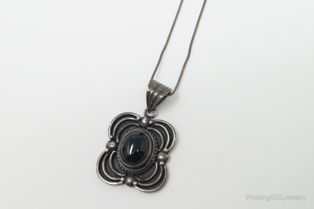 Vintage Native American Unsigned Black Onyx Sterling Silver Necklace | Jewelry > Necklaces > Pendants | Wiccan Center