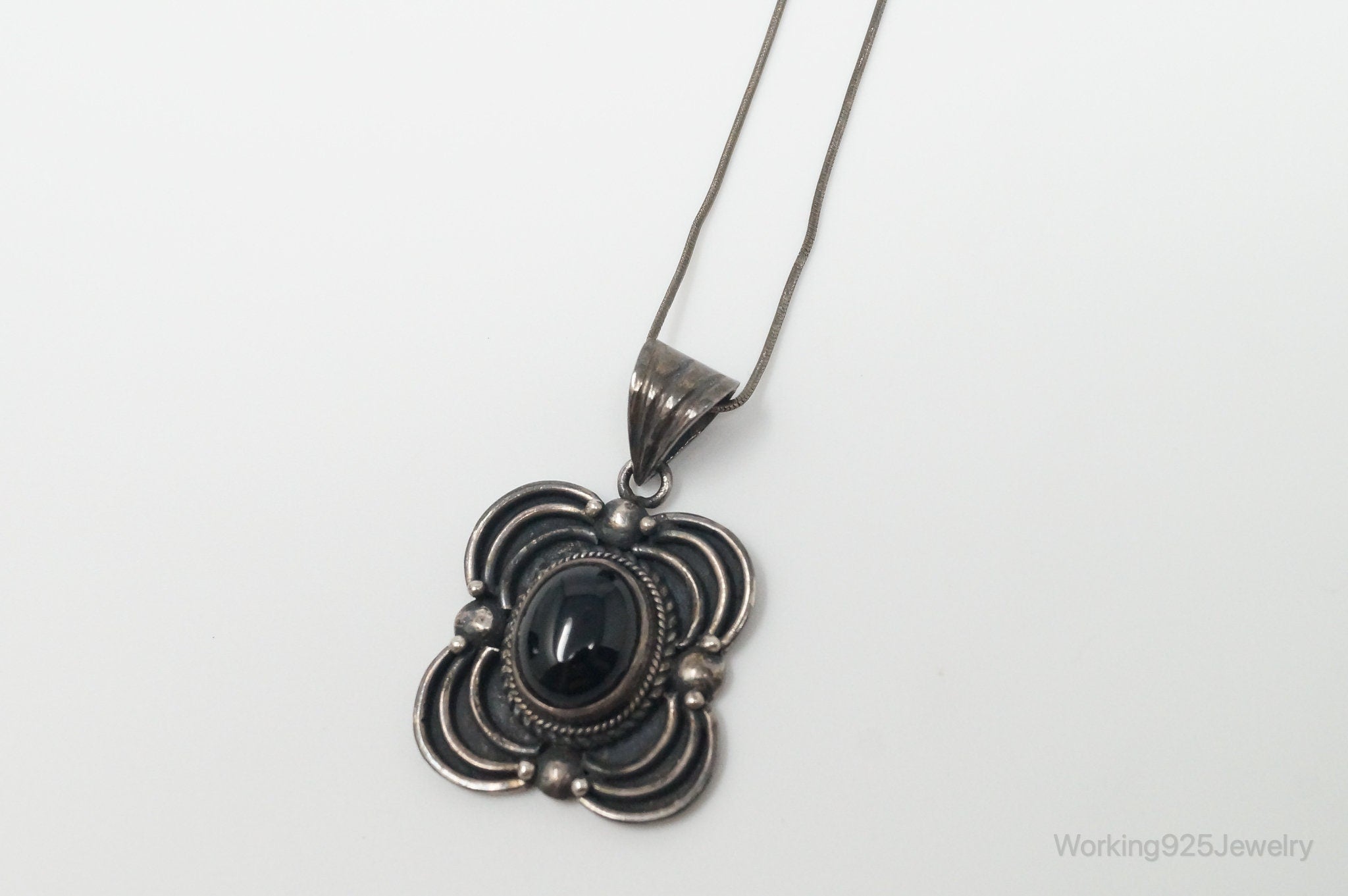 Vintage Native American Unsigned Black Onyx Sterling Silver Necklace | Jewelry > Necklaces > Pendants | Wiccan Center