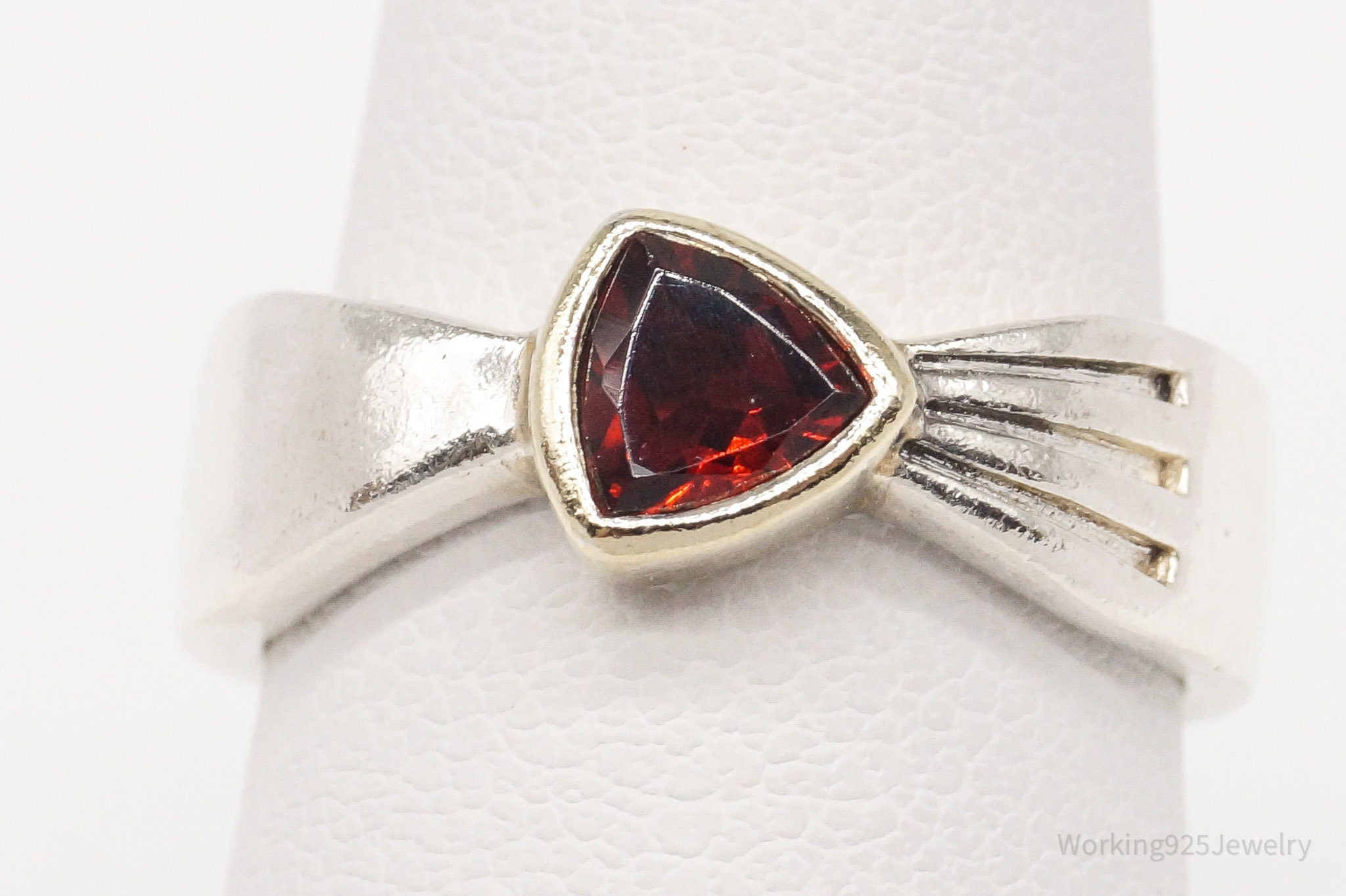 Vintage Garnet Gold Sterling Silver Ring - Size 6 | Jewelry > Rings | Wiccan Center