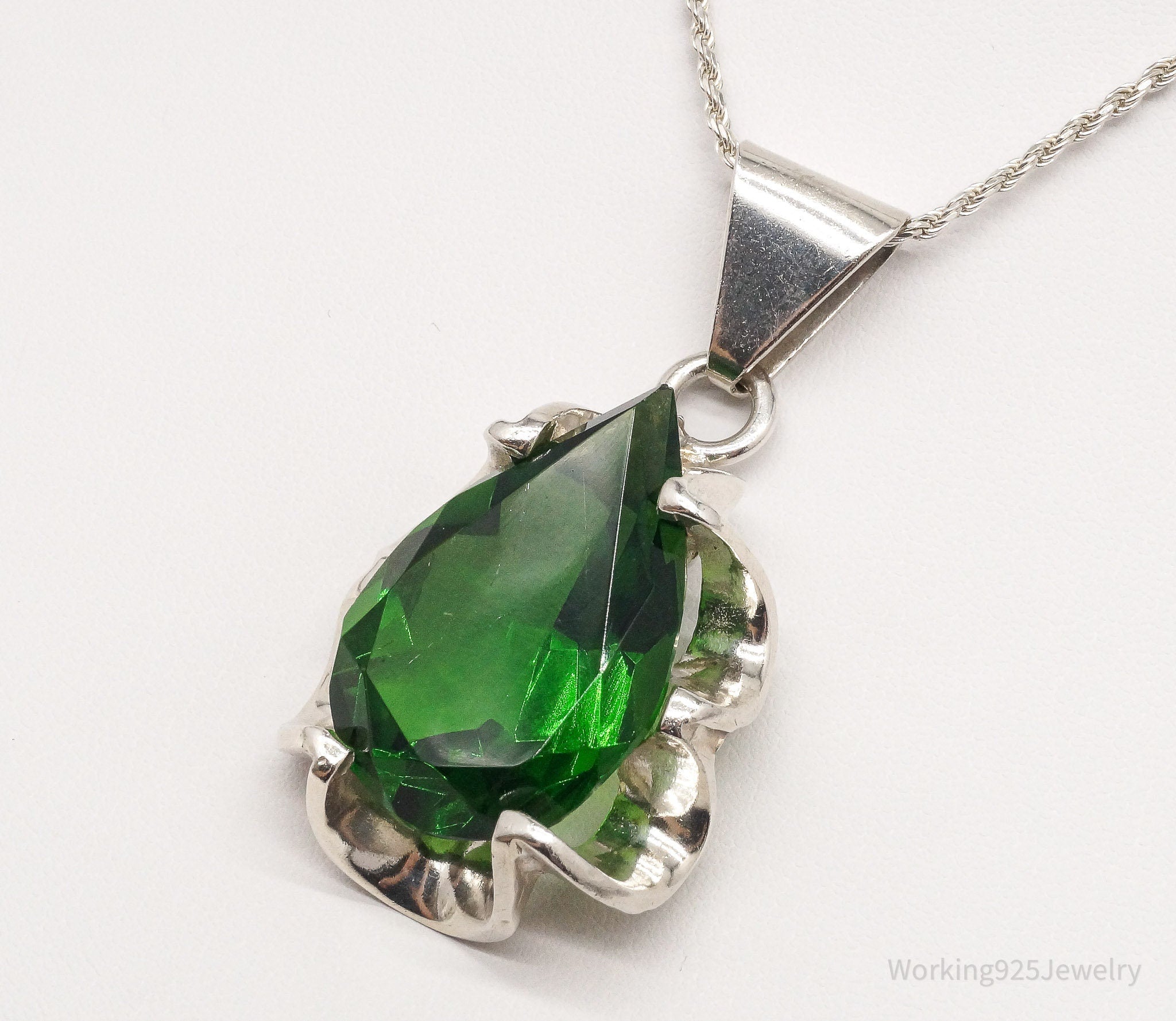 Vintage Large Glass Green Stone Sterling Silver Necklace 36" | Jewelry > Necklaces > Pendants | Wiccan Center