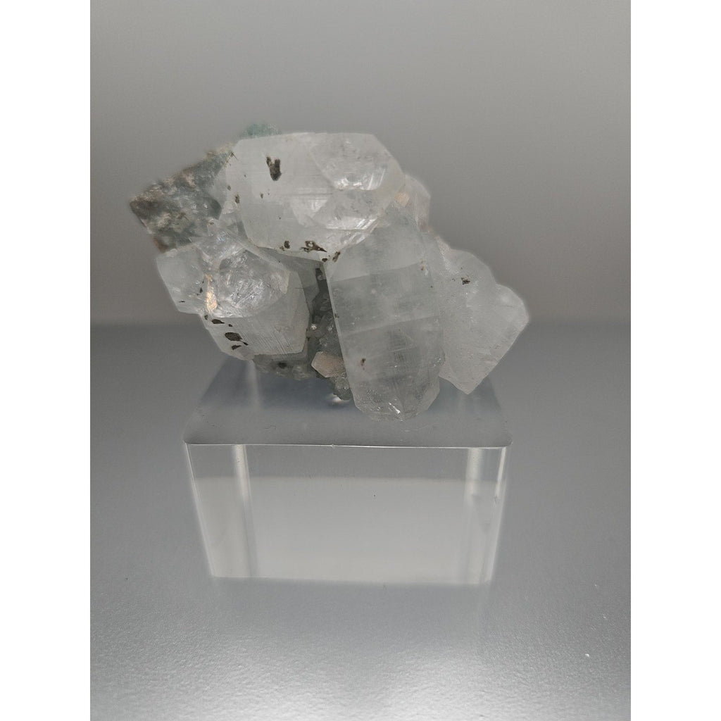 Apophyllite crystal specimen 108grams | Mineral Specimens | Wiccan Center