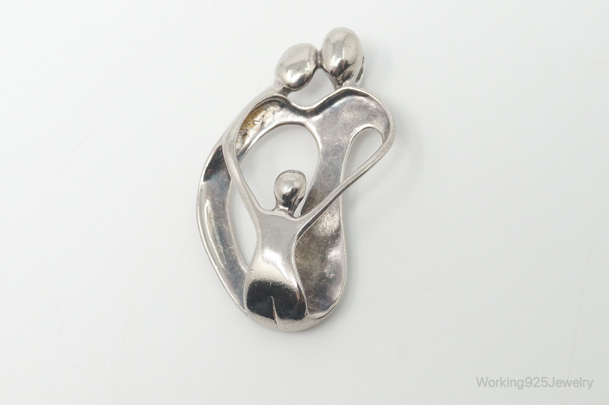 Vintage Native American Carolyn Pollack Relios Family Sterling Silver Pendant | Jewelry > Necklaces > Pendants | Wiccan Center