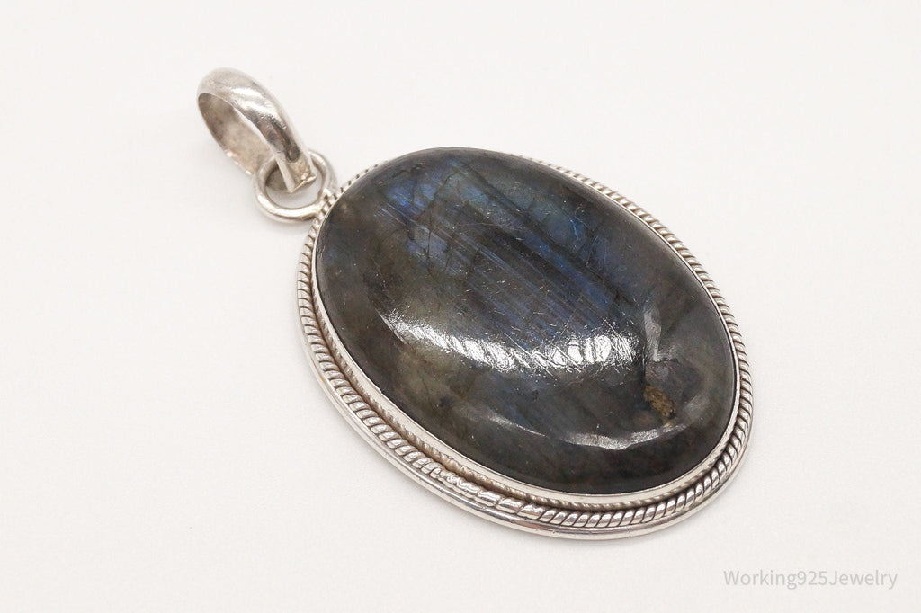 Vintage Large Labradorite Sterling Silver Pendant | Jewelry > Necklaces > Pendants | Wiccan Center