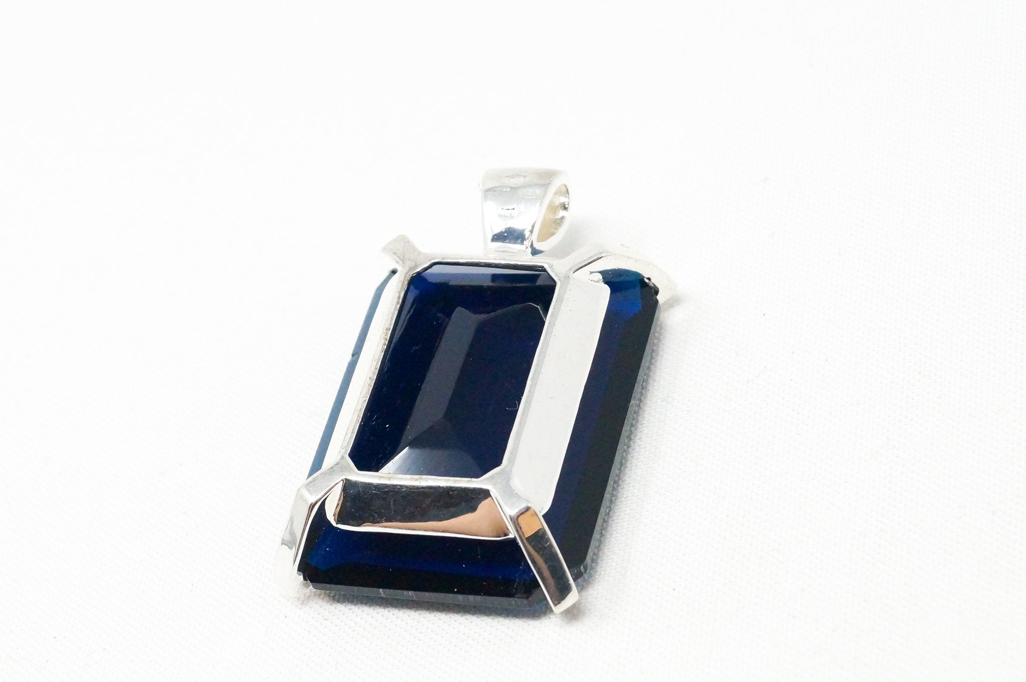 Vintage Large Designer Kendra Scott Glass Sterling Silver Necklace Pendant | Jewelry > Necklaces > Pendants | Wiccan Center