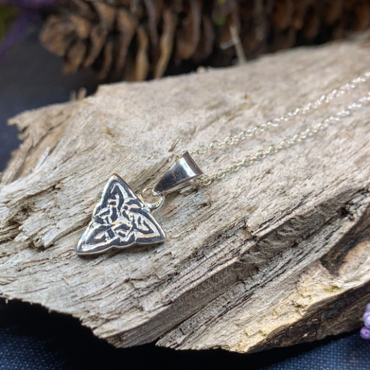 Petite Celtic Knot Necklace | Pendant | Wiccan Center