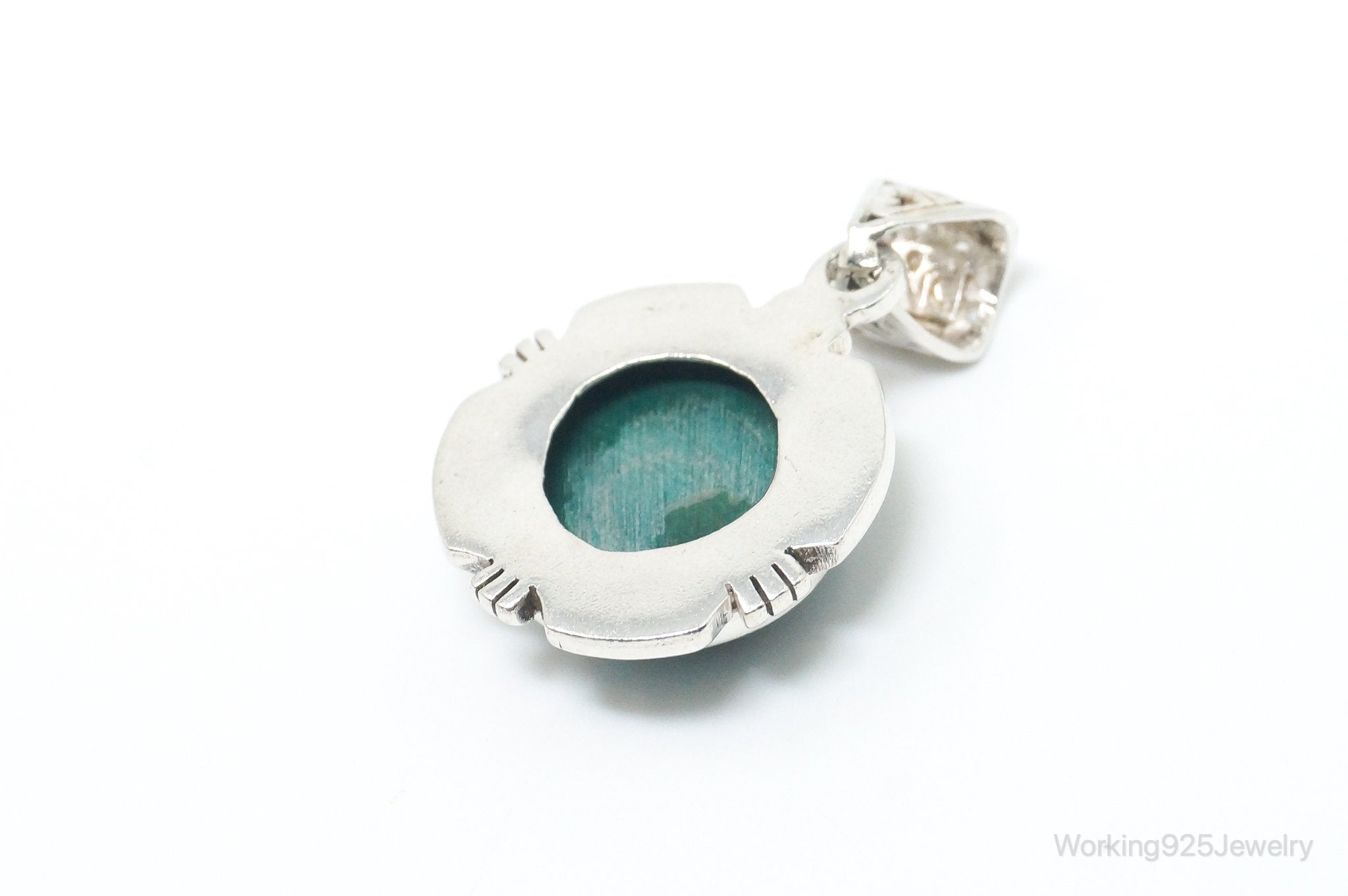 Vintage Southwestern Malachite Sterling Silver Necklace Pendant | Jewelry > Necklaces > Pendants | Wiccan Center