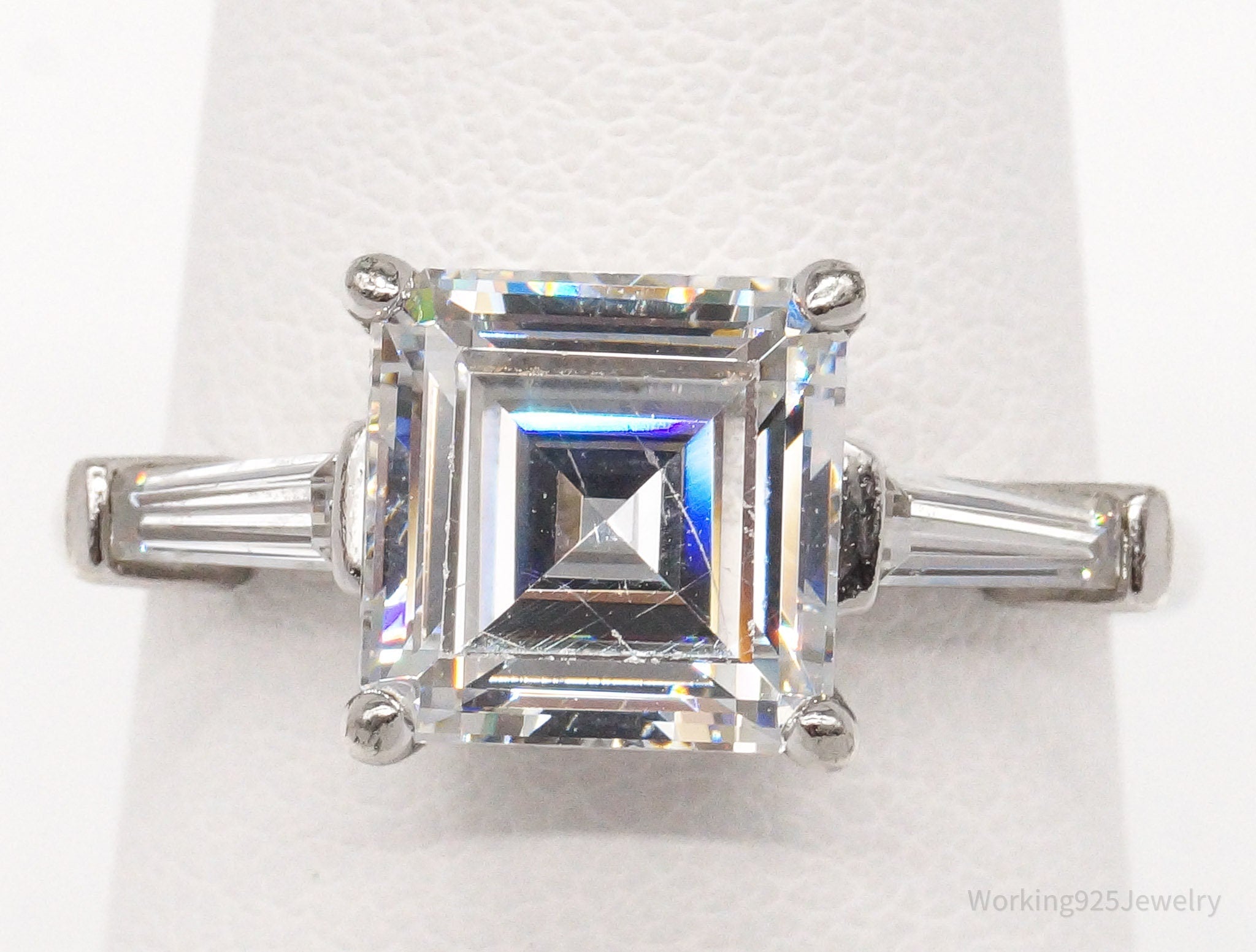 Vintage Cubic Zirconia Sterling Silver Ring - Size 7 | Jewelry > Rings | Wiccan Center