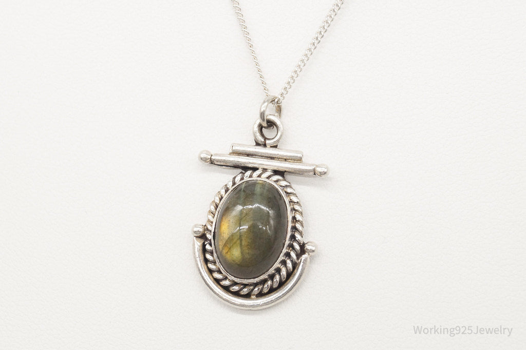 Vintage Labradorite Sterling Silver Necklace | Jewelry > Necklaces > Pendants | Wiccan Center