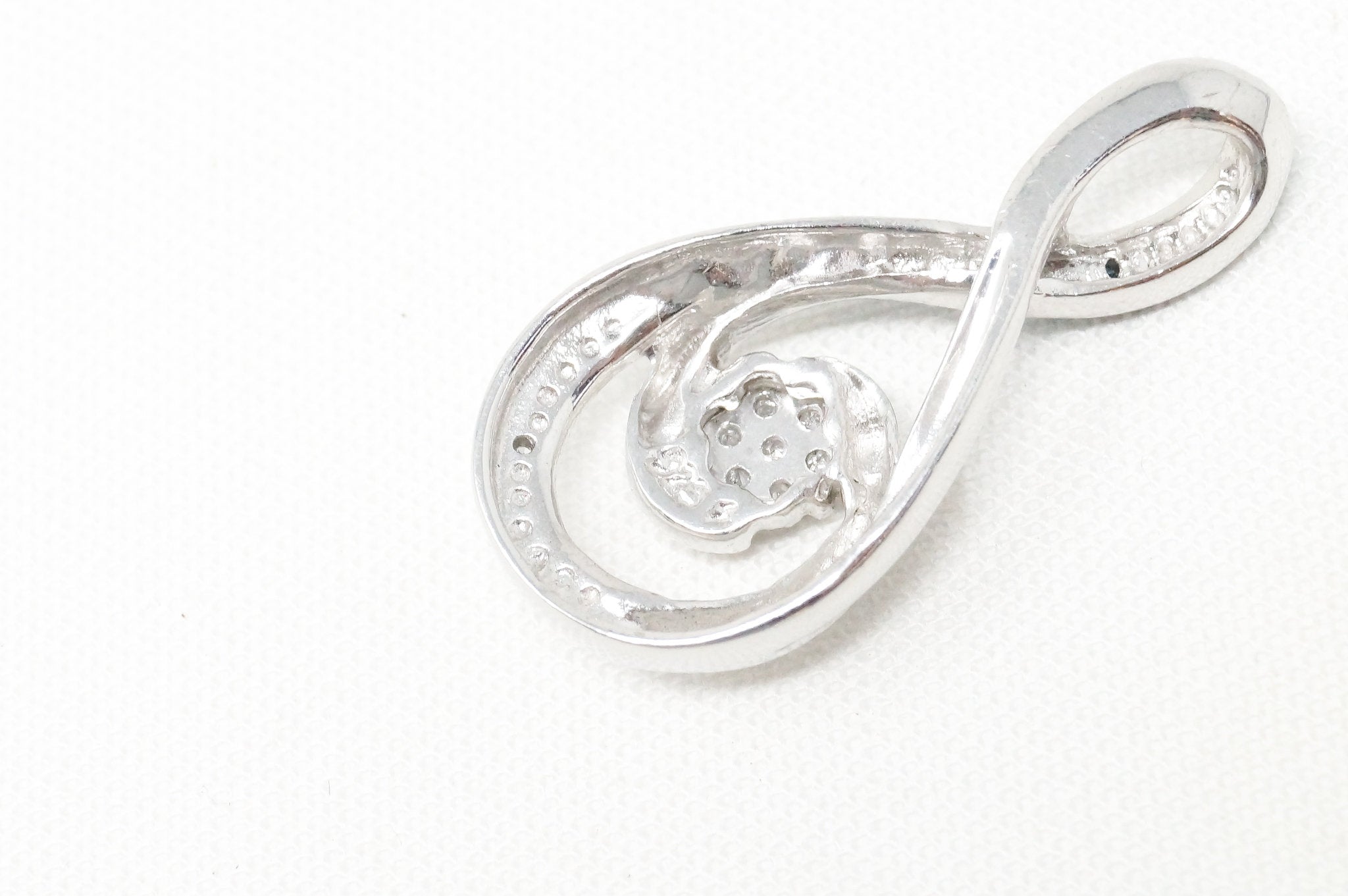 Vintage Blue Diamond Sterling Silver Necklace Pendant | Jewelry > Necklaces > Pendants | Wiccan Center