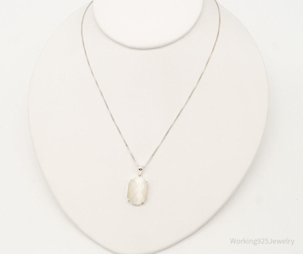 Vintage Art Deco Style Mother of Pearl Sterling Silver Necklace | Jewelry > Necklaces > Pendants | Wiccan Center
