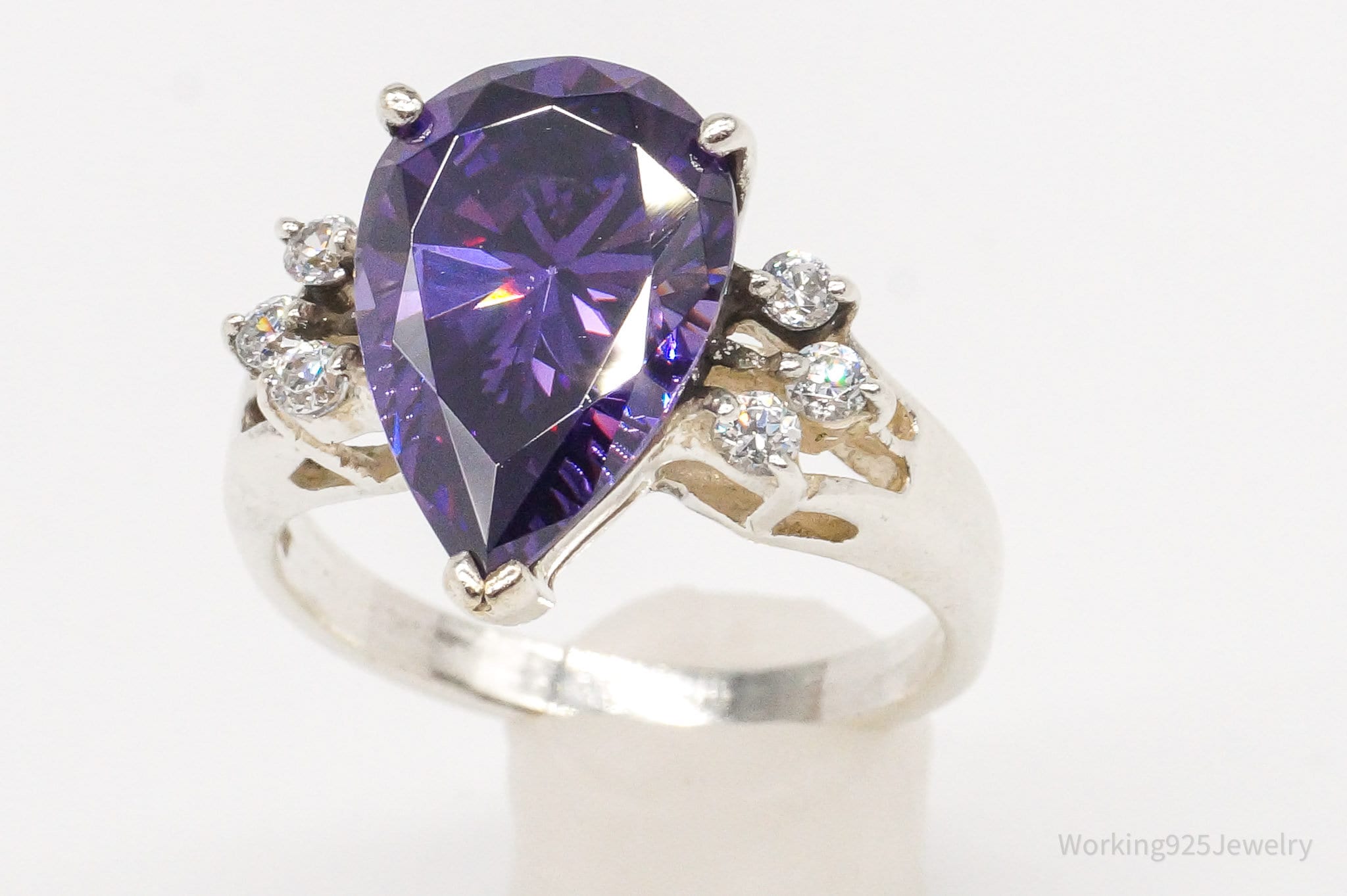 Vintage Purple & White Diamonique Sterling Silver Ring Size 6 | Jewelry > Rings | Wiccan Center