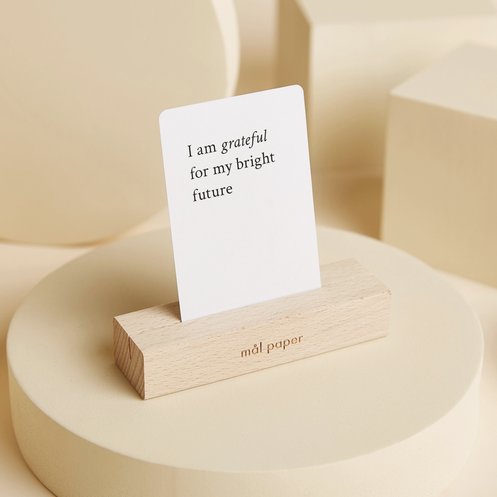 Wood Bloc Card Stand