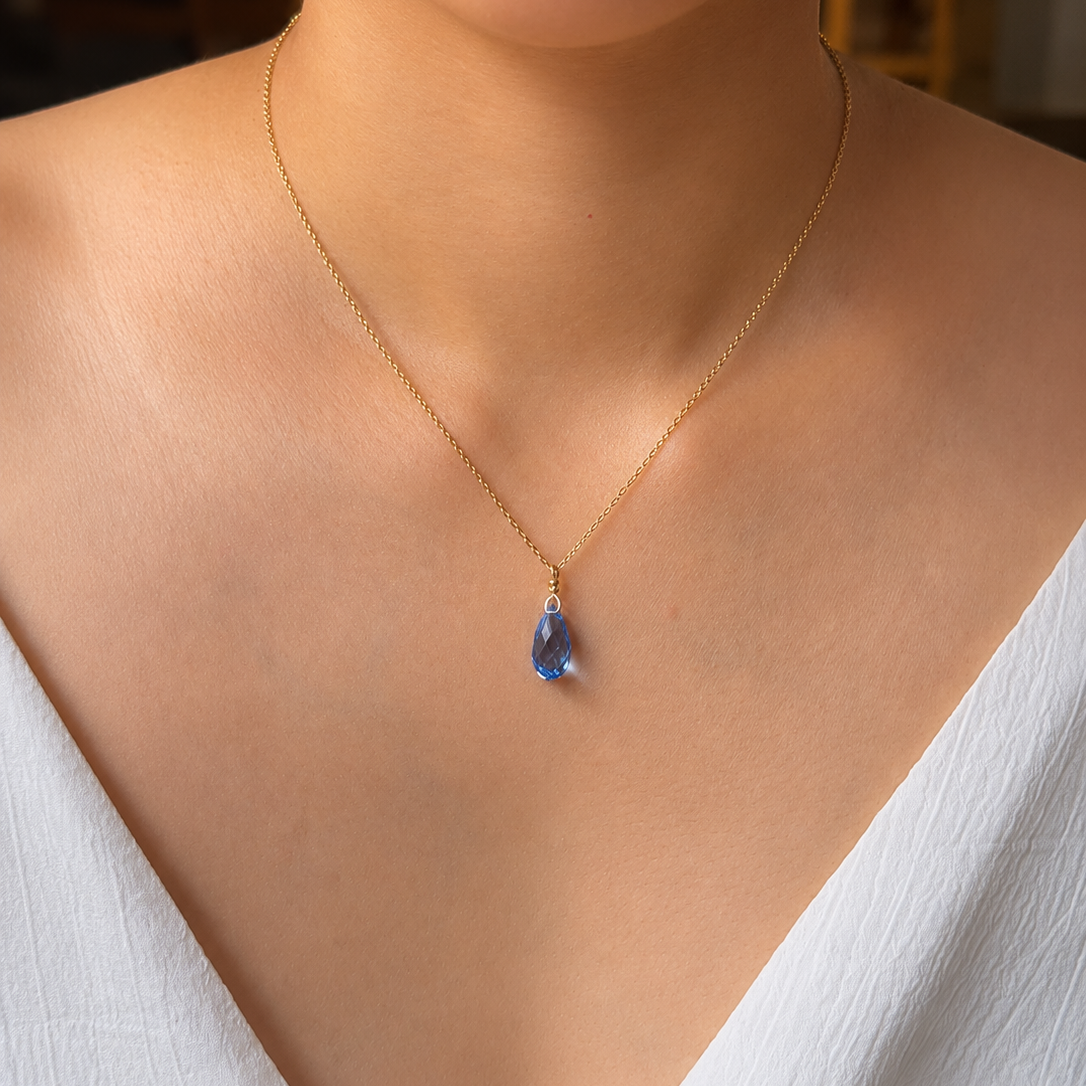 Swarovski Crystal Droplet Necklace with Swarovski Clasp