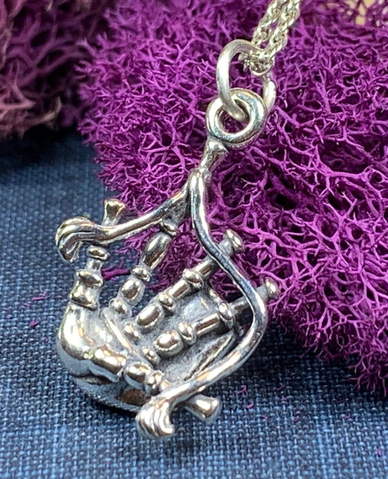Tartan Bagpipes Necklace | Pendant | Wiccan Center