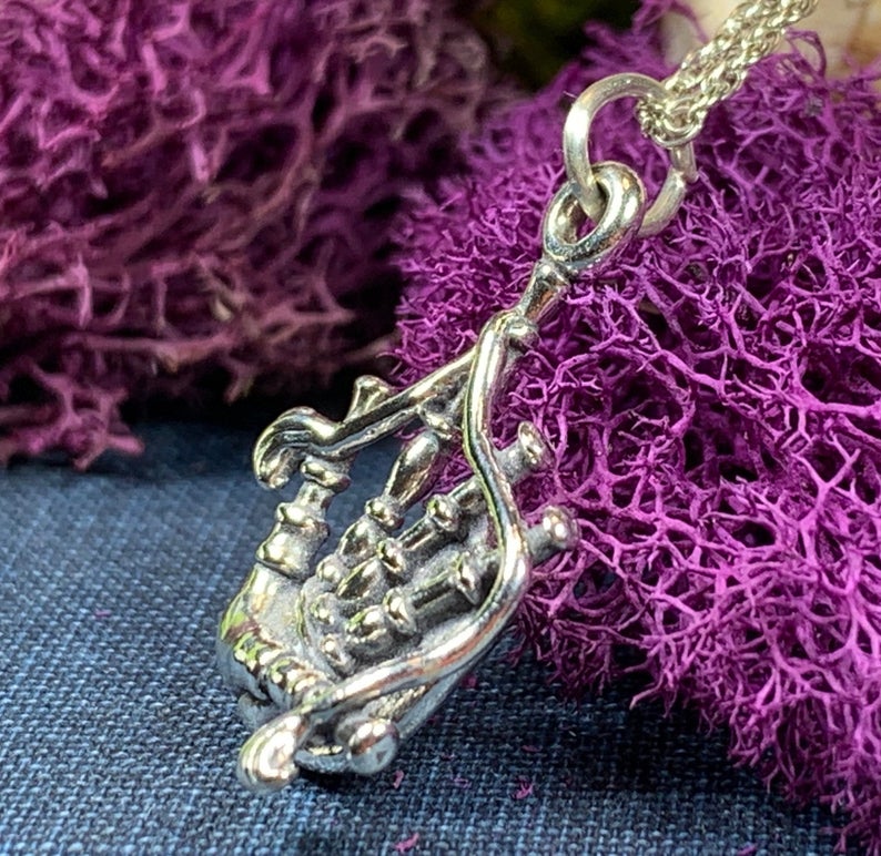 Tartan Bagpipes Necklace | Pendant | Wiccan Center